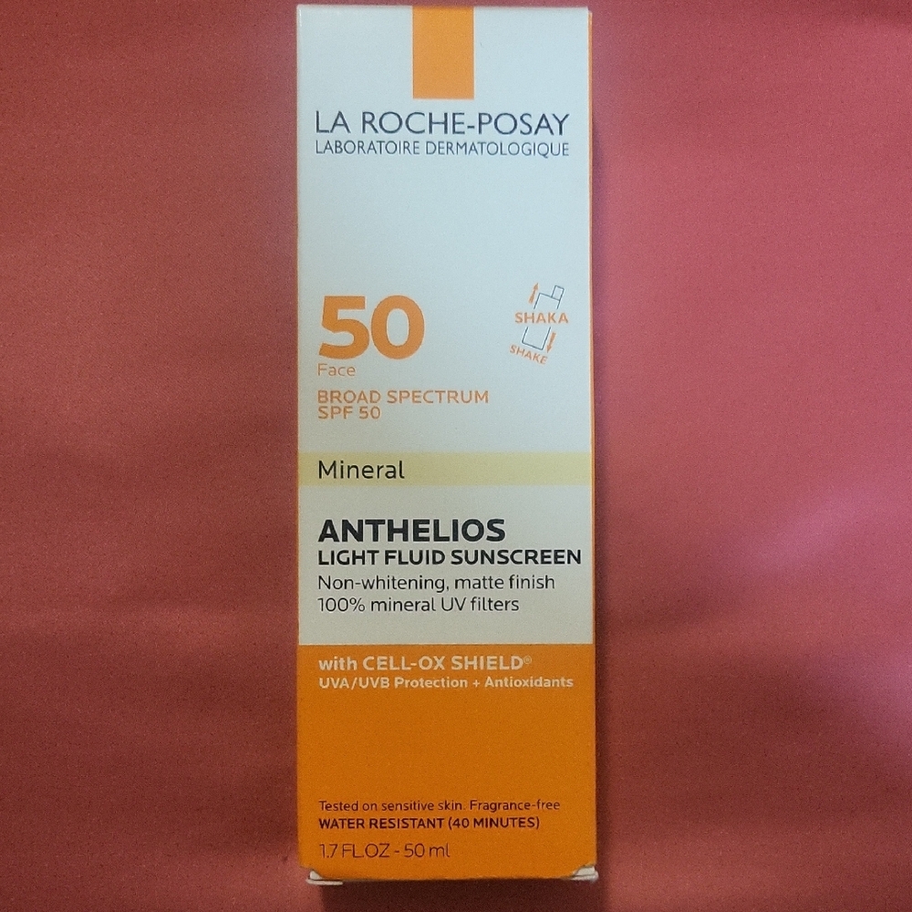La Roche-Posay Anthelios Light Fluid Sunscreen SPF 50